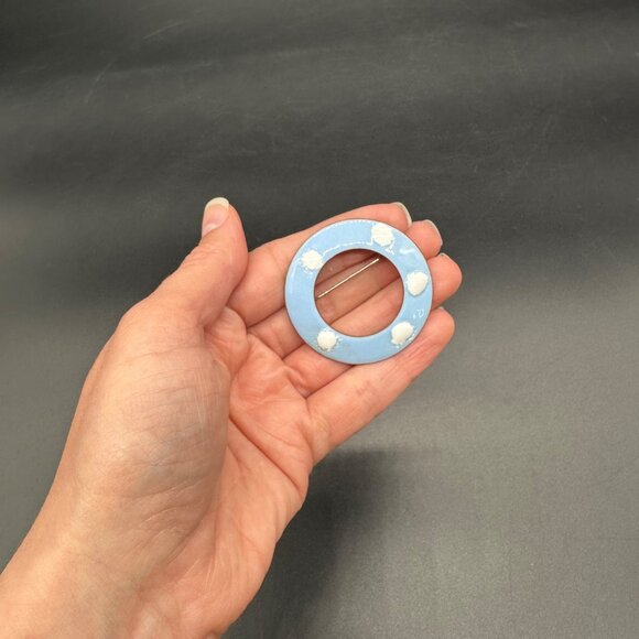 Vintage Round Enamel Brooch Pin Sky Blue White Polka Dot Modern Simple Jewelry - Picture 7 of 8